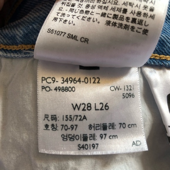 Levi’s Wedgie Straight Fit Jeans - Picture 4 of 5